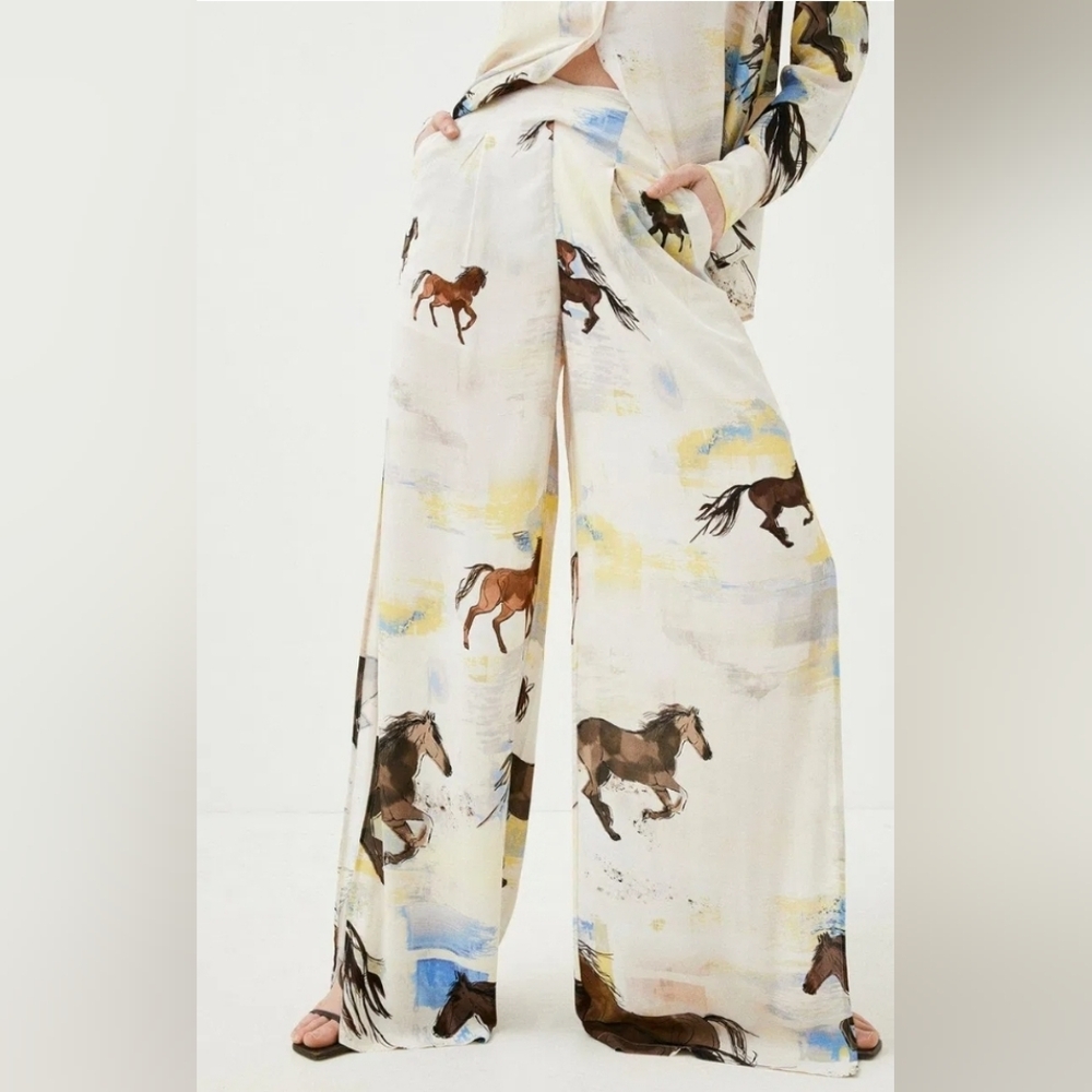 Karen Millen Cream Wide Leg Pants with Horse Print